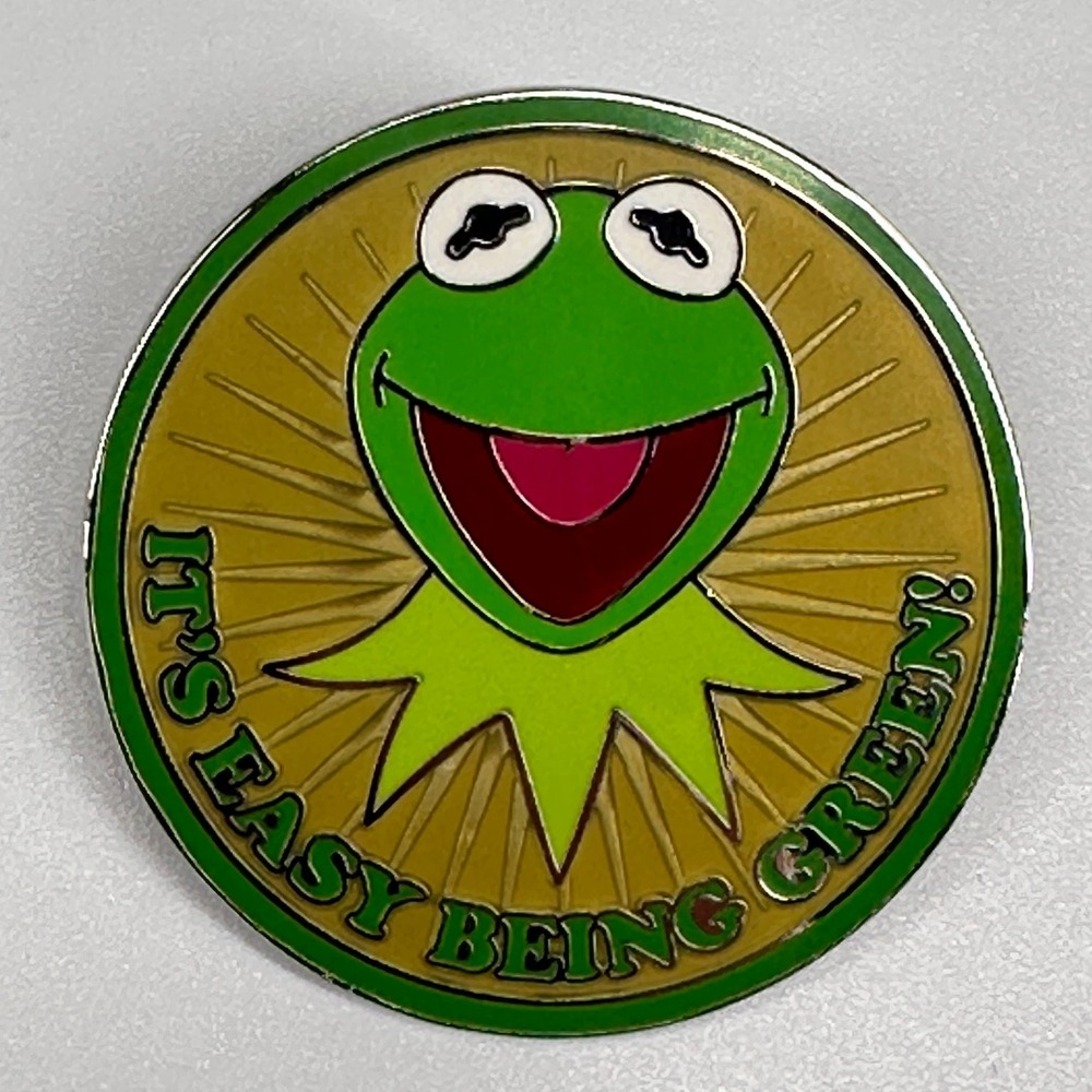 Disney pin KERMIT THE FROG The Muppets It's Easy Being Green 2009 Gold9 Retired